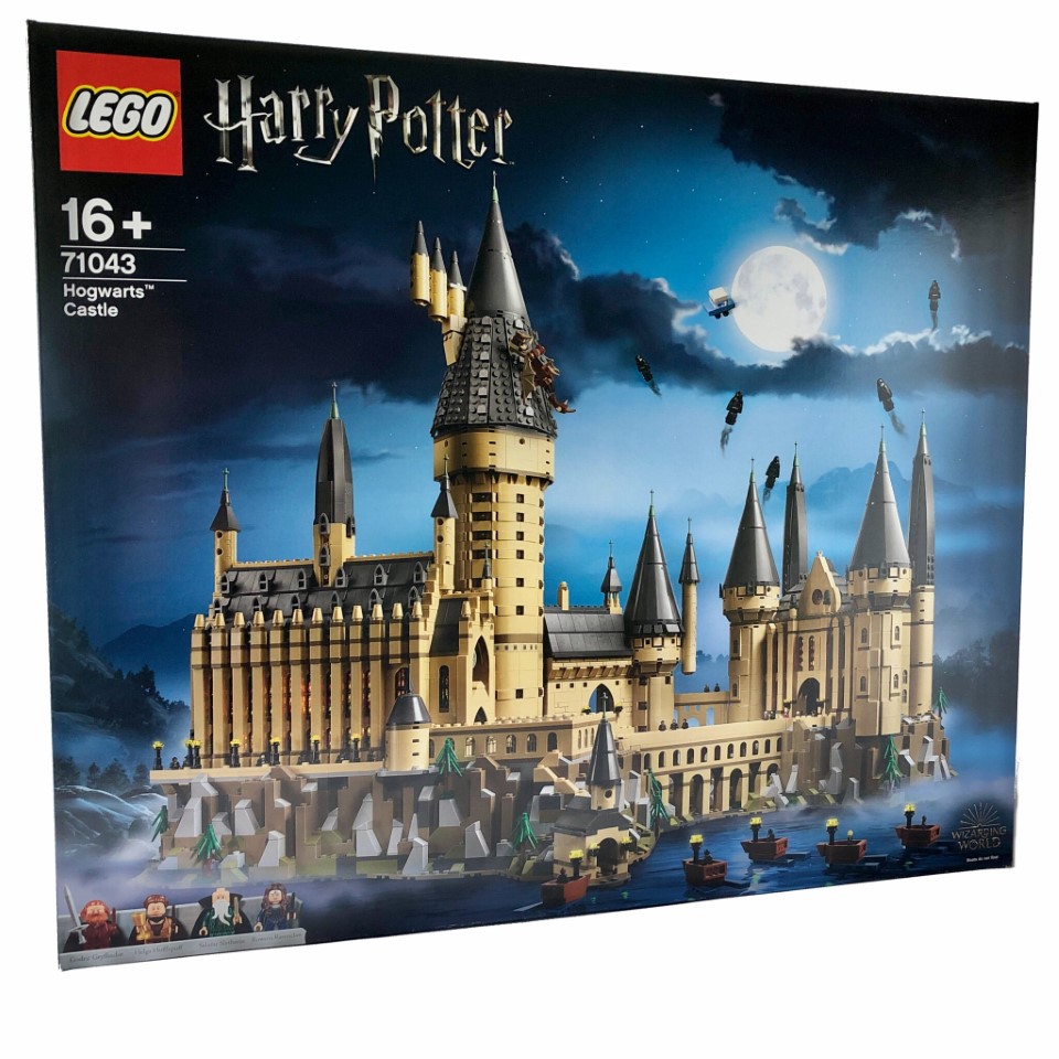 71043 Harry Potter Kasteel Zweinstein - Blokjeshuren.be / Online LEGO ...